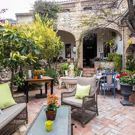 The House @ Tormos Tormos